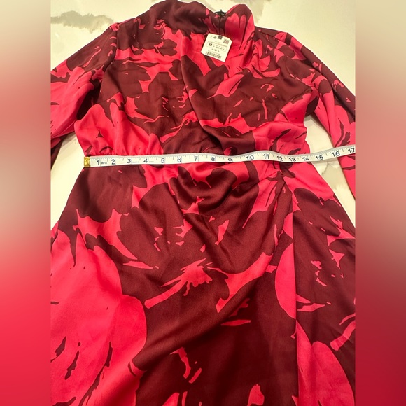 NWT Zara Satin faux Wrap Dress Cerise/Floral abstract pattern Ladies size M - Picture 7 of 13